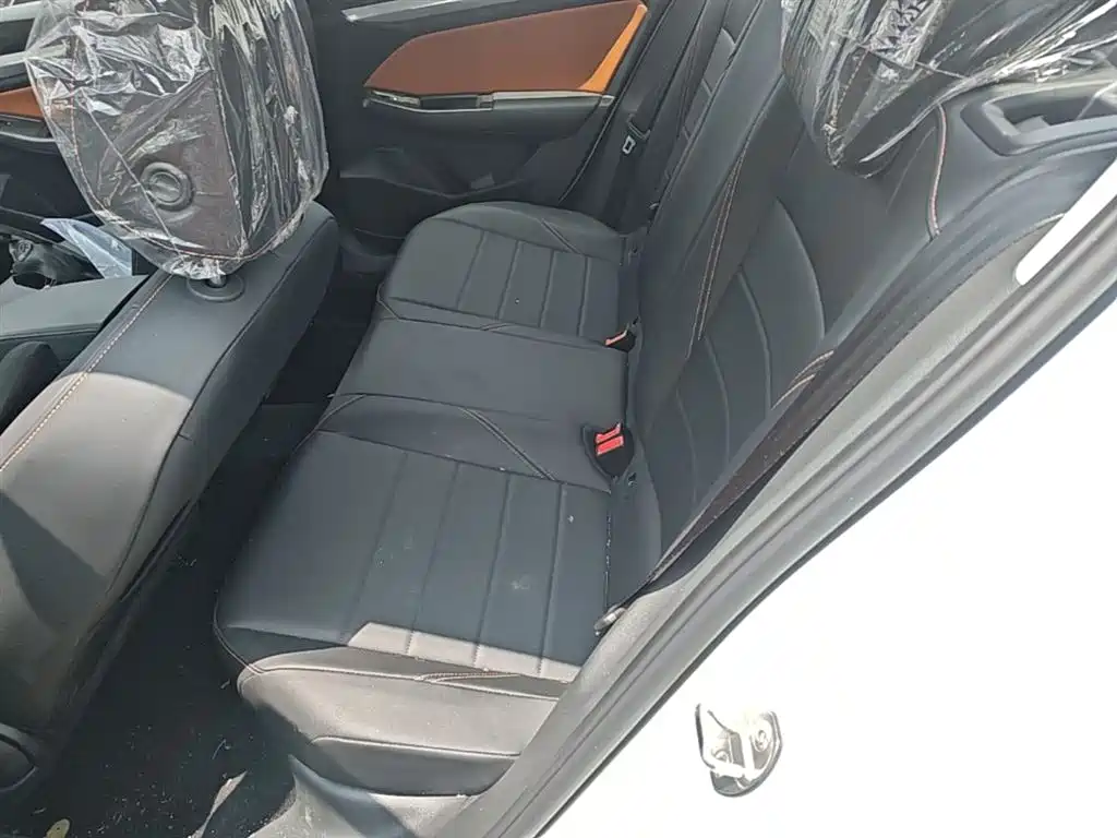 Bora 2025 facelift 200TSI DSG Yuexing Navigation Edition купить на сайте DeffCars