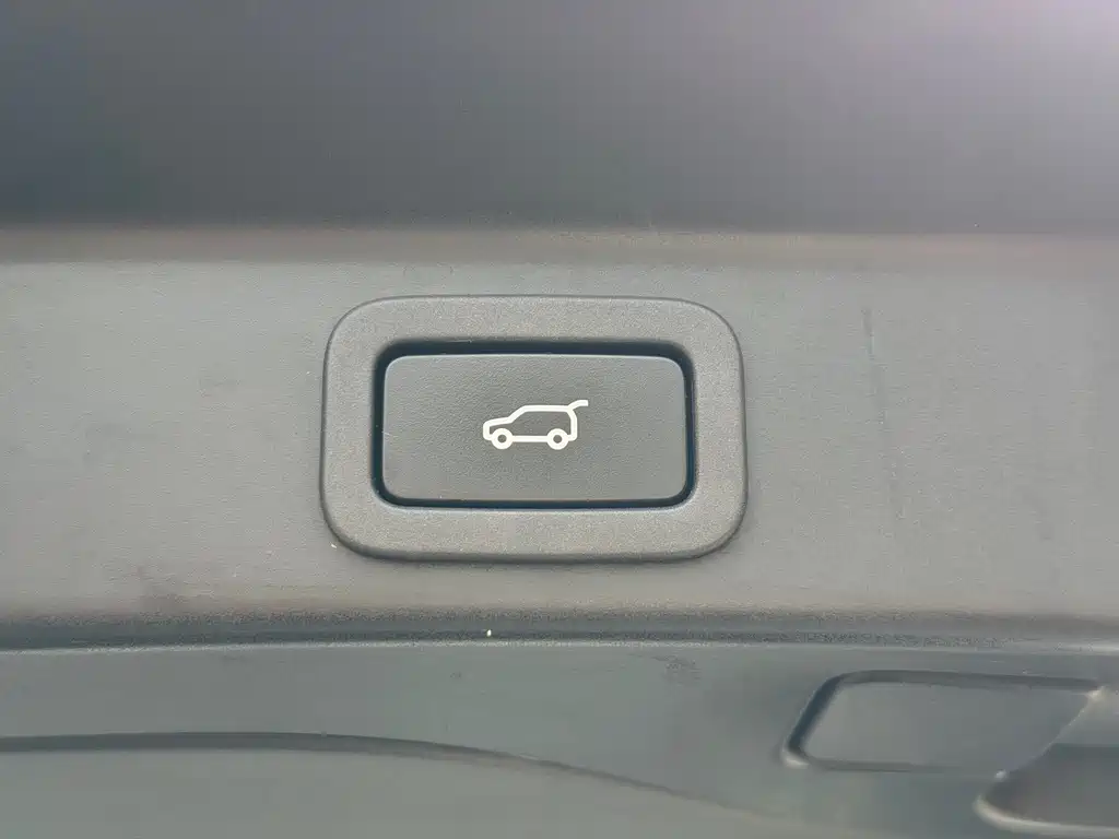 Jaguar F-PACE 2021 250PS R-Dynamic S купить на сайте DeffCars