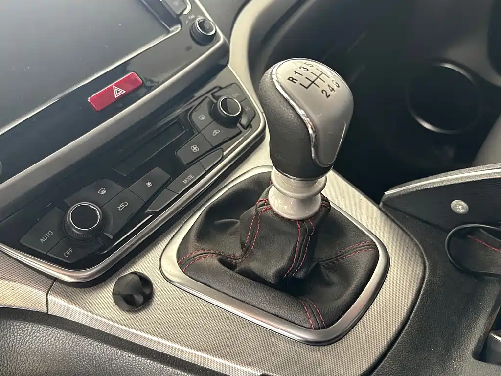 Haval M6 2019 1.5T manual two-wheel drive elite model National V купить на сайте DeffCars