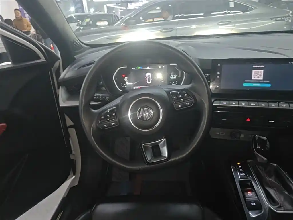 MG5 2022 180DVVT CVT Youth Deluxe Edition купить на сайте DeffCars