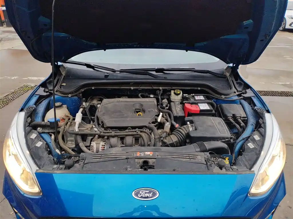 Focus 2020 Hatchback 1.5L Automatic Front Jump купить на сайте DeffCars