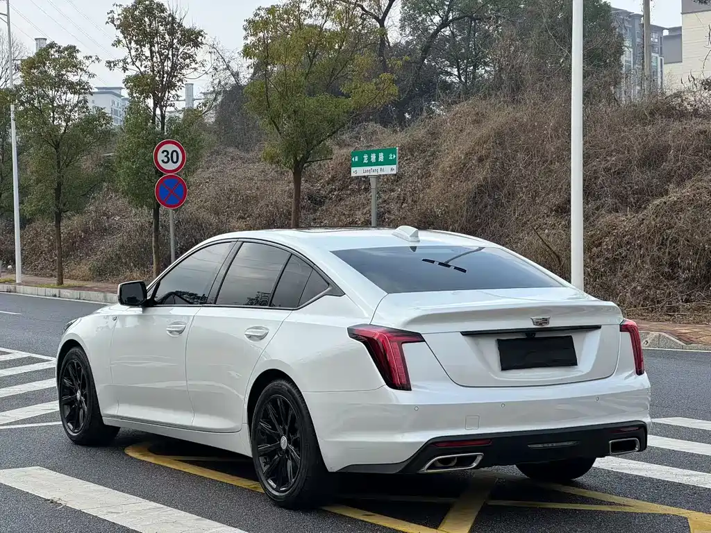 Cadillac CT5 2024 28T luxury model купить на сайте DeffCars