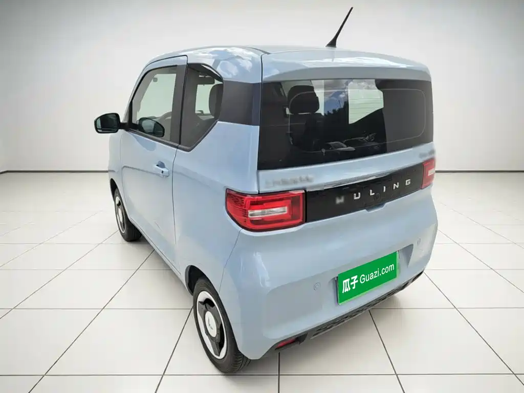 Hongguang MINIEV 2022 Relaxed Lithium Iron Phosphate купить на сайте DeffCars