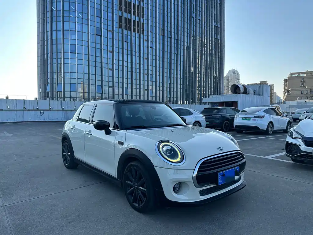 MINI 2021 1.5T COOPER Artist Five-Door Edition купить на сайте DeffCars