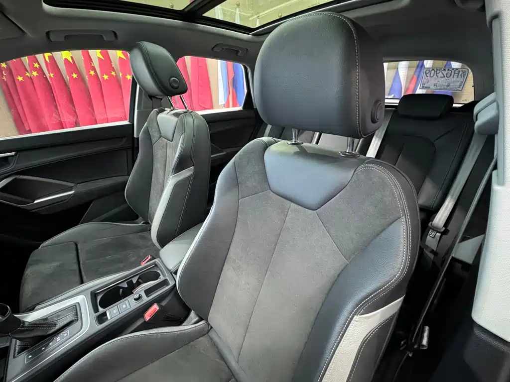 Audi Q3 2022 35 TFSI Fashionable and Dynamic купить на сайте DeffCars