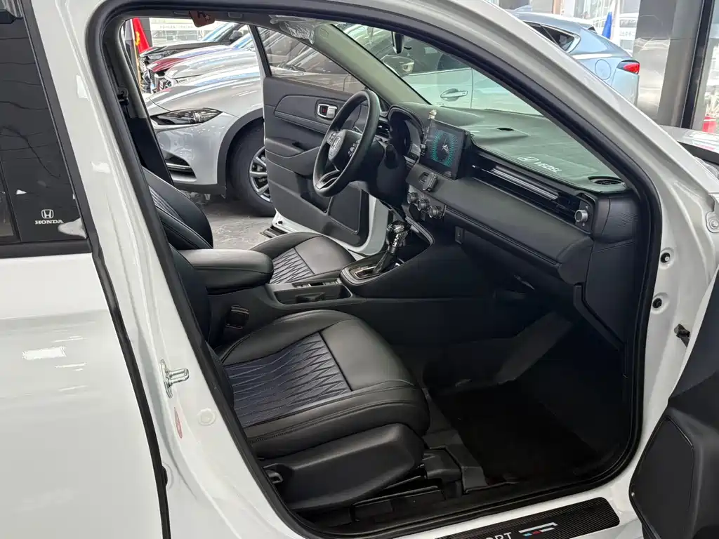 Binzhi 2023 1.5L CVT technology version купить на сайте DeffCars