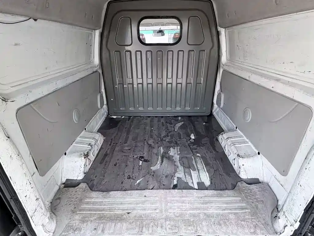 Hiace X30 2021 1.5L Comfort Central Air Conditioning Van Country VI SWC15M купить на сайте DeffCars