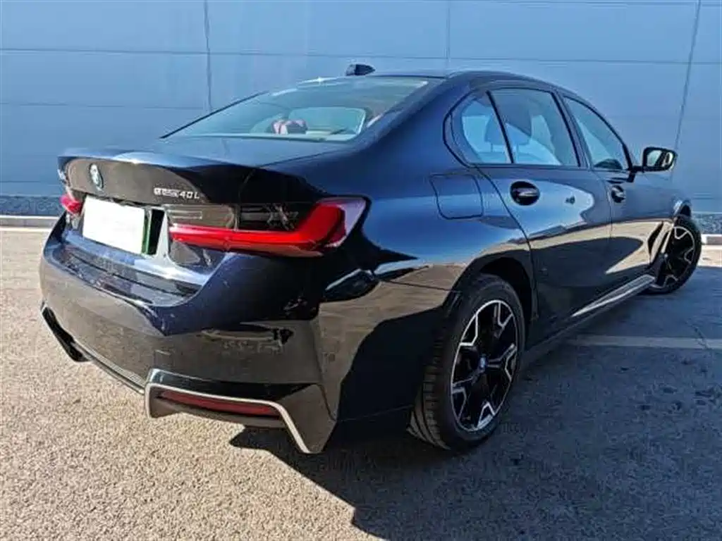 BMW i3 2024 eDrive 40L Night Package купить на сайте DeffCars