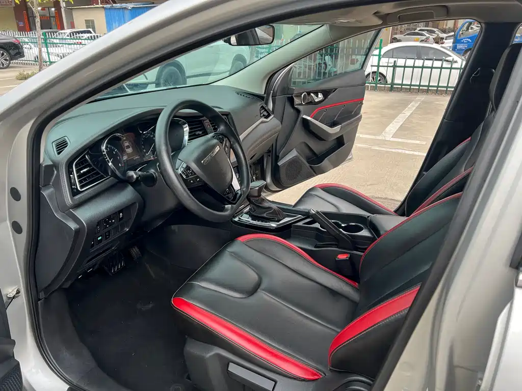 Venucia D60 2019 1.6L XV CVT Intelligent Deluxe Edition купить на сайте DeffCars
