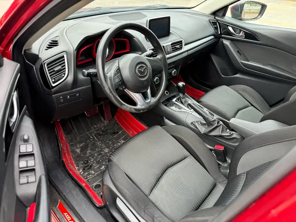 Mazda3 Angkesela 2014 hatchback 1.5L automatic luxury model купить на сайте DeffCars