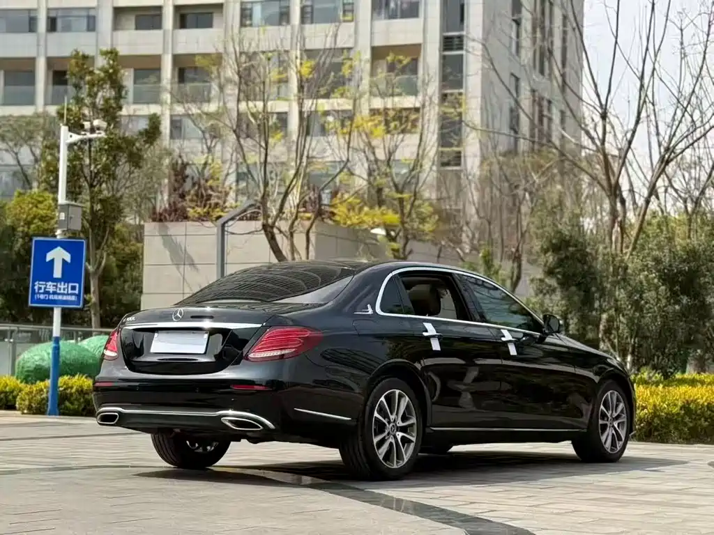 Mercedes-Benz E-Class 2019 E 300 L Fashion купить на сайте DeffCars