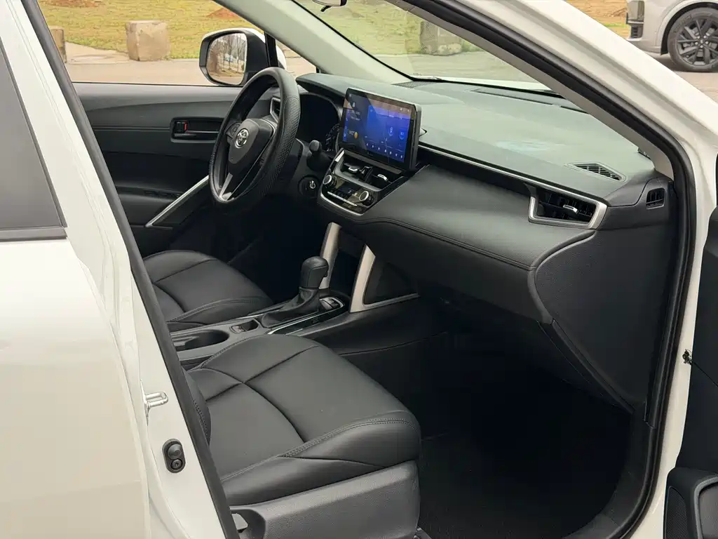 Fenglanda 2023 2.0L CVT Elite Edition купить на сайте DeffCars