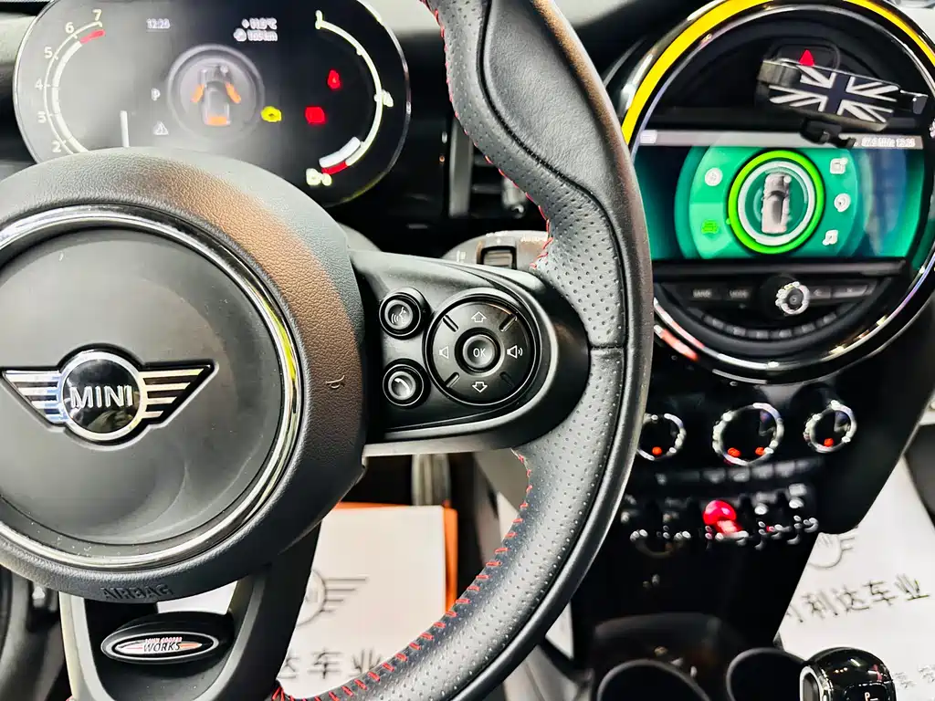 MINI 2021 1.5T COOPER racer купить на сайте DeffCars