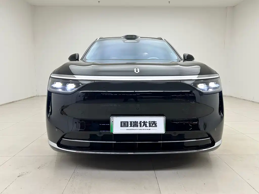 Wenjie M8 2025 extended range Max+ version 53.4kWh 6-seater version 192-line lidar) купить на сайте DeffCars