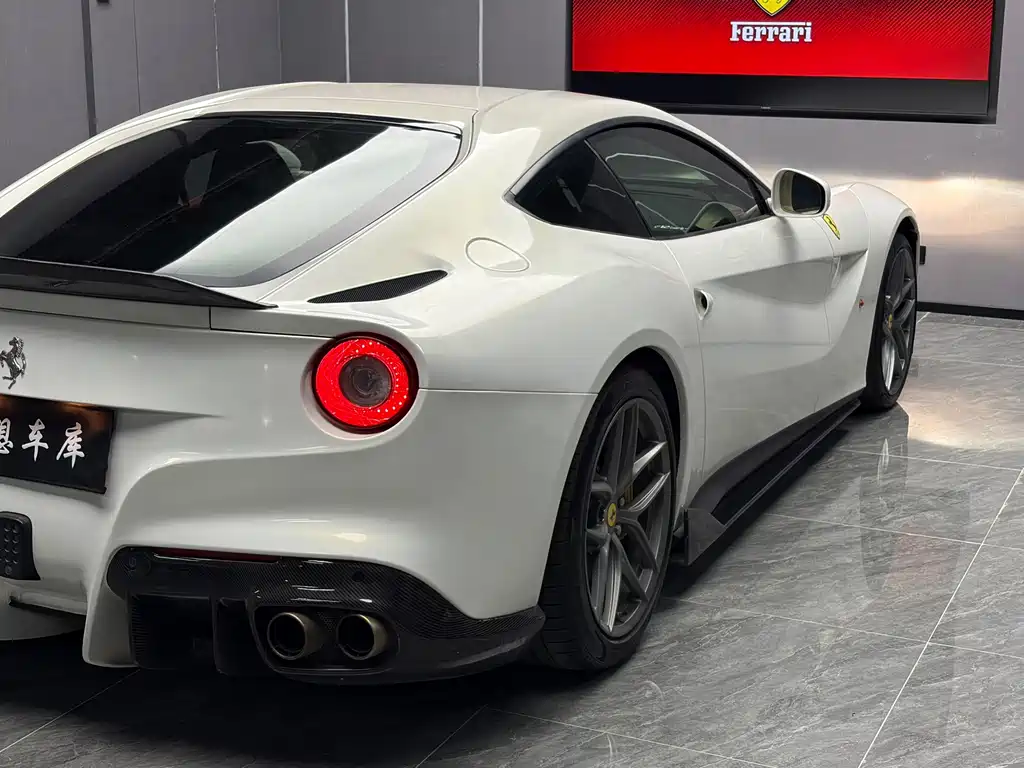F12berlinetta 2013 6.3L standard type купить на сайте DeffCars