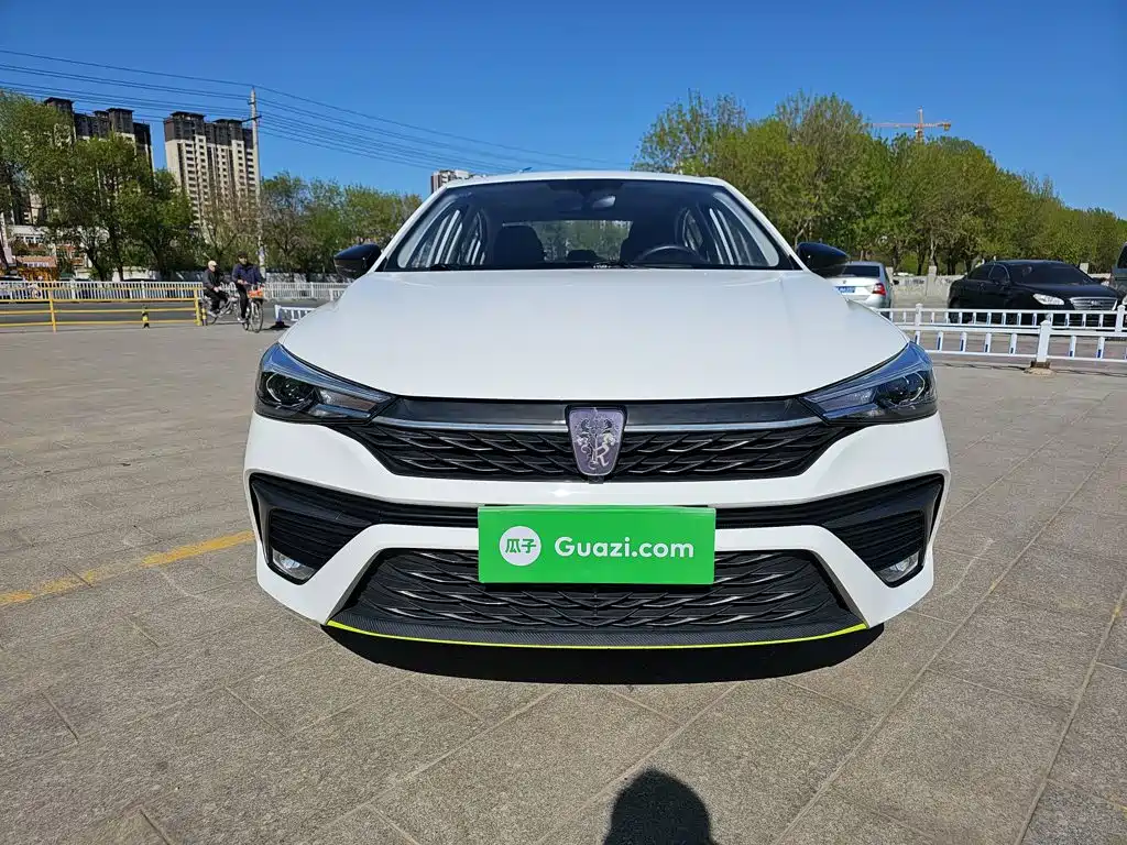 Roewe i5 2021 1.5L CVT Platinum Edition купить на сайте DeffCars
