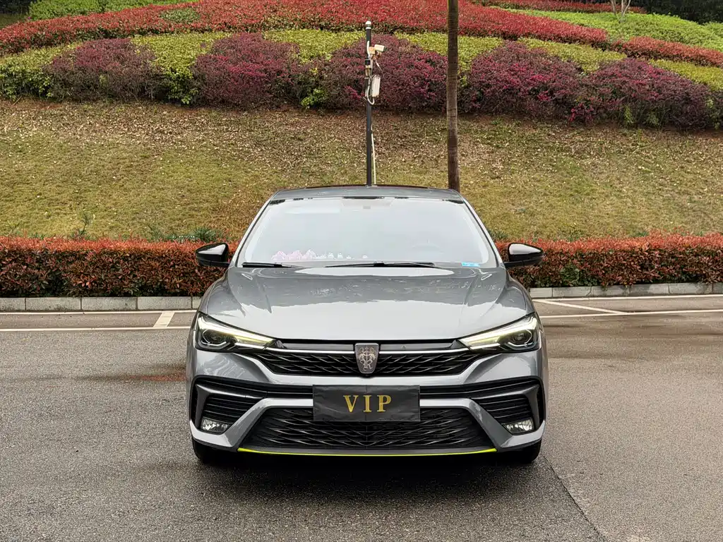 Roewe i5 2021 1.5L CVT Platinum Edition купить на сайте DeffCars