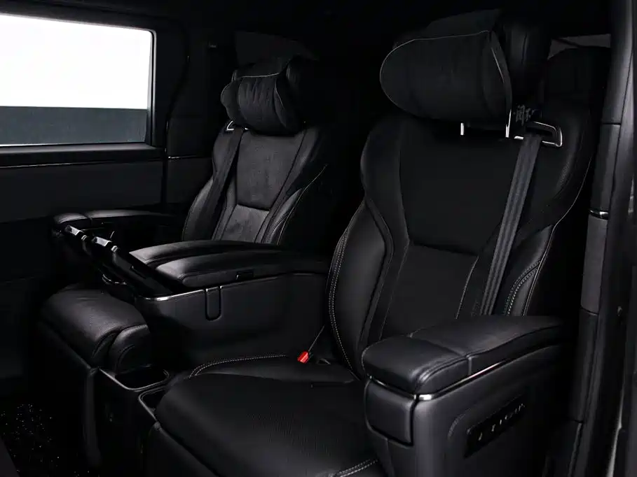 Lexus LM 2023 500h six-seater premium version купить на сайте DeffCars