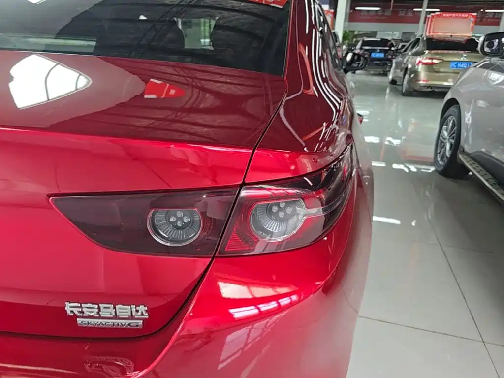 Mazda Axela 2021 2.0L automatic quality engine version купить на сайте DeffCars