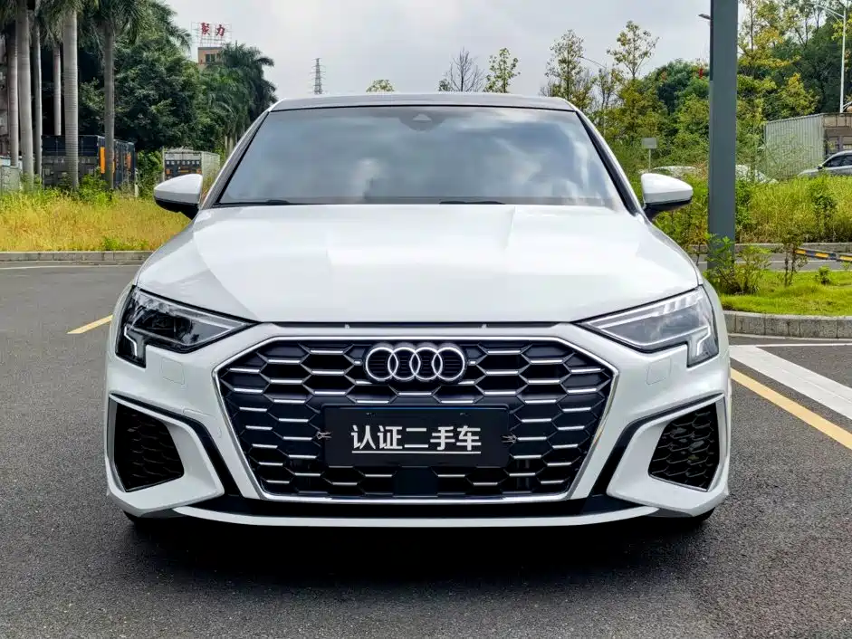 Audi A3 2023 facelift Sportback 35 TFSI stylish and sporty купить на сайте DeffCars