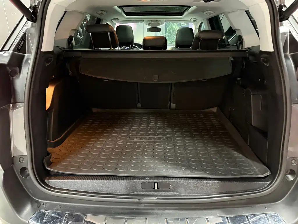 Peugeot 5008 2019 350THP 5-seater elite version купить на сайте DeffCars