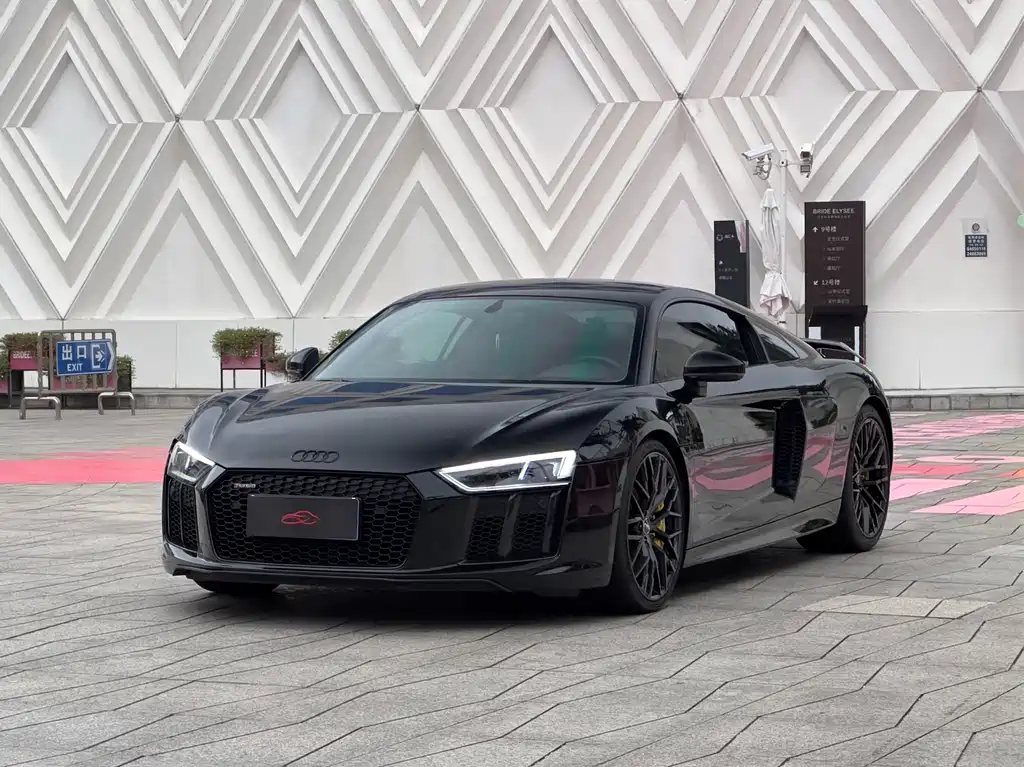 Audi R8 2017 V10 Coupe купить на сайте DeffCars