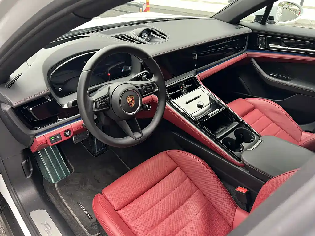 Panamera 2026 Panamera Exclusive Edition 2.9T купить на сайте DeffCars
