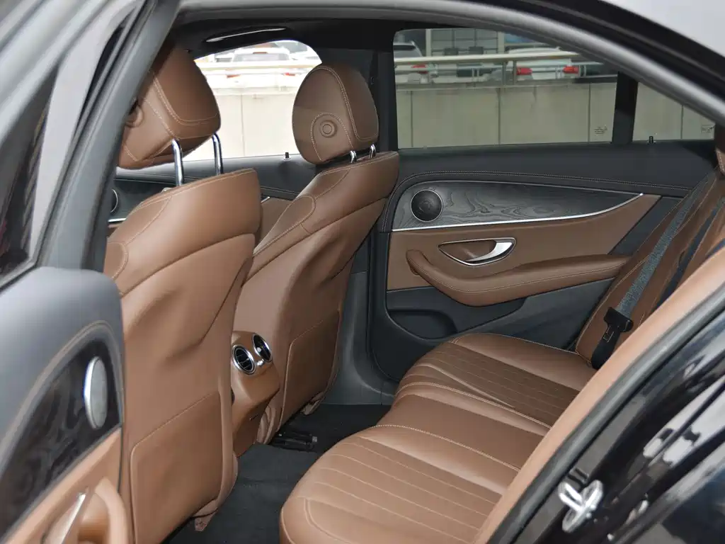 Mercedes-Benz E-Class imported 2021 facelift E 260 fashionable sports version купить на сайте DeffCars