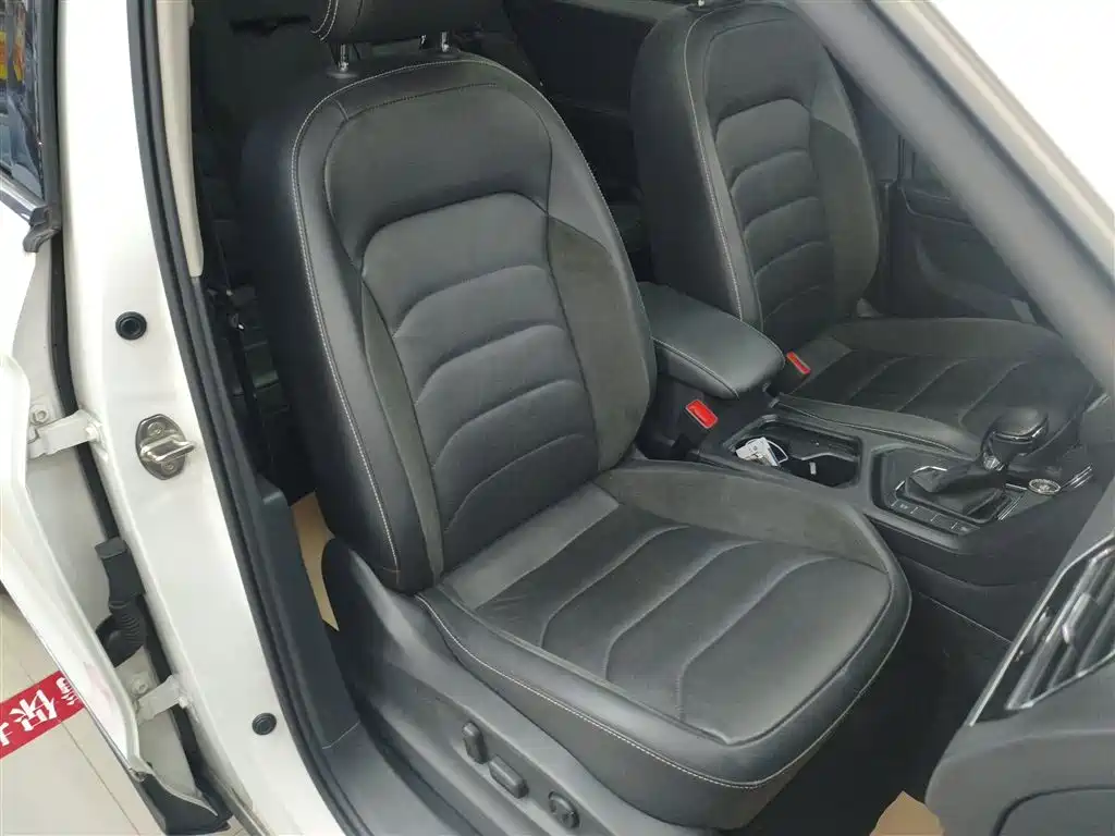 Tiguan L 2021 330TSI automatic two-wheel drive smart version купить на сайте DeffCars