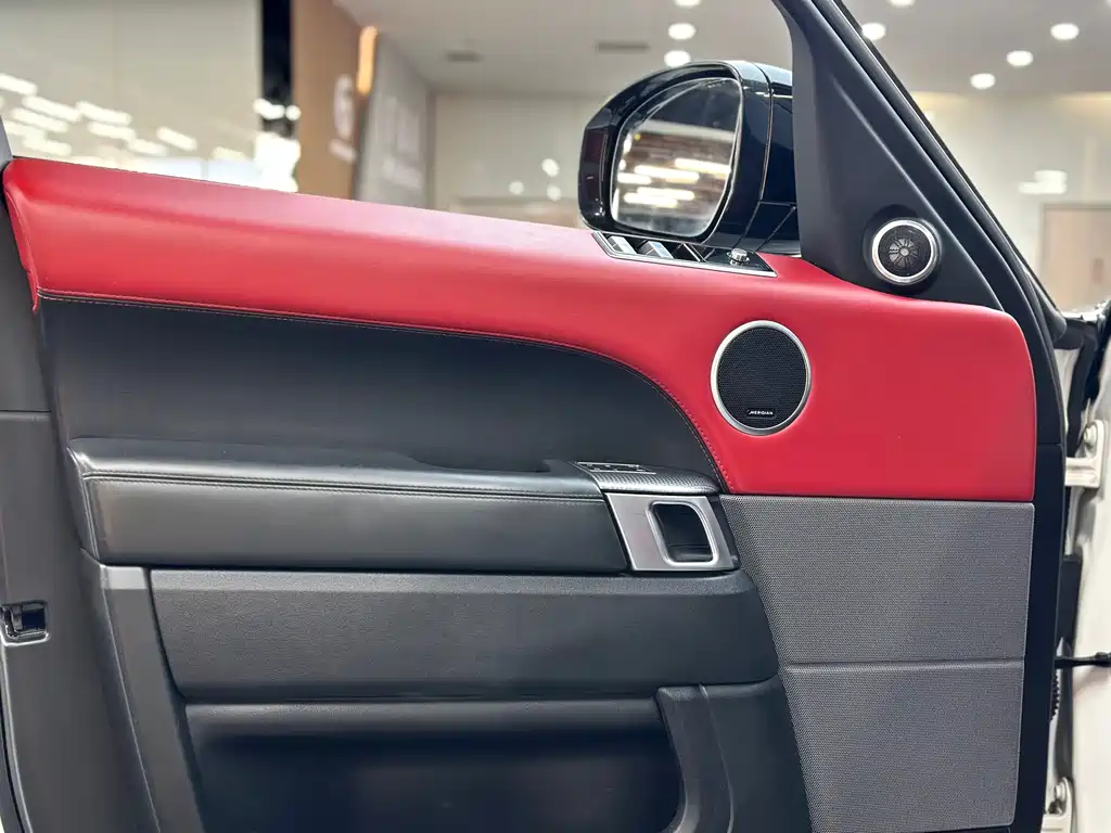 Range Rover Sport 2020 3.0 L6 HSE DYNAMIC купить на сайте DeffCars