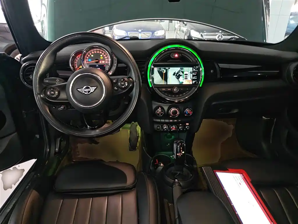 MINI 2018 1.5T COOPER Classic Five-Door Edition купить на сайте DeffCars