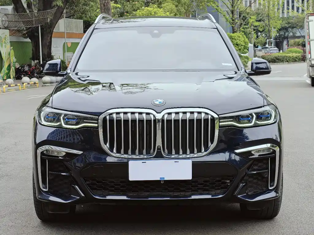BMW X7 2021 xDrive40i Exclusive M Sports Package купить на сайте DeffCars