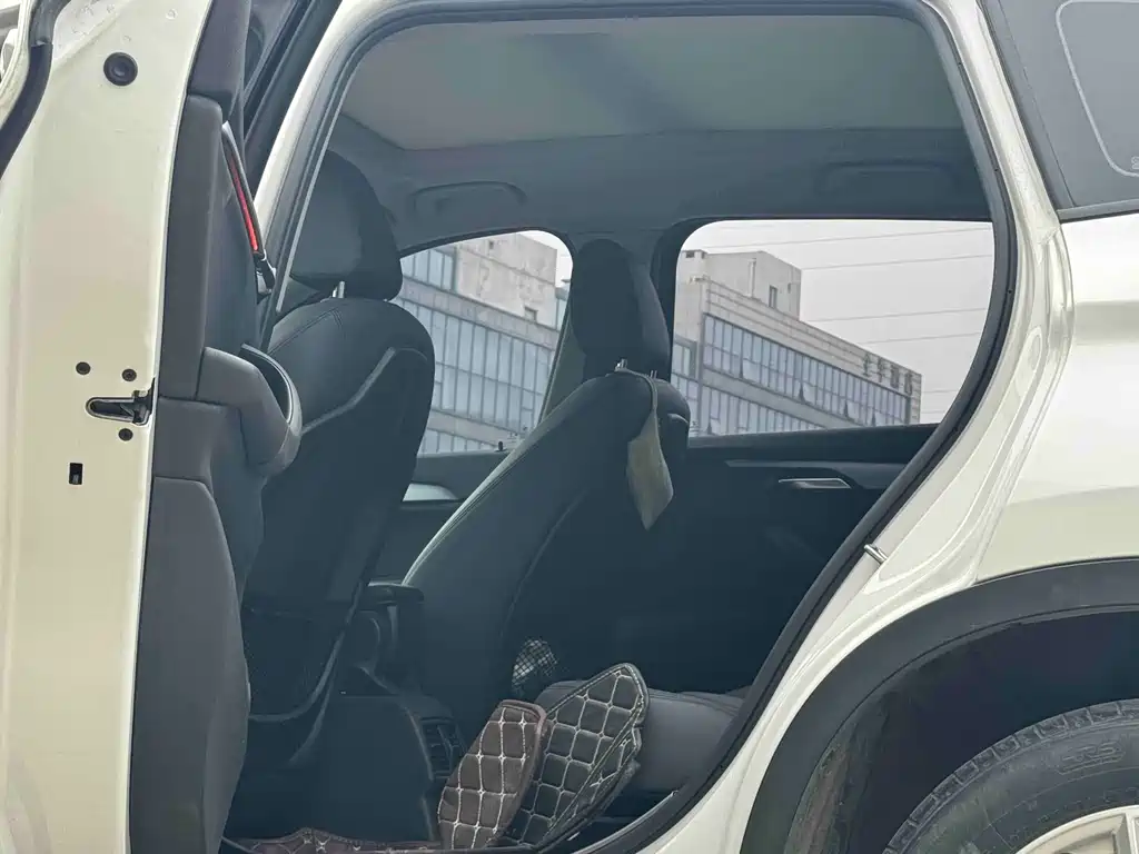 BMW X1 2018 sDrive18Li Fashion Model купить на сайте DeffCars