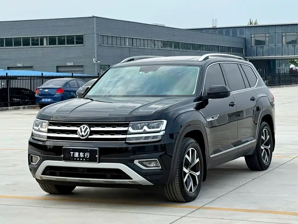 Touron 2017 380TSI four-wheel drive luxury version купить на сайте DeffCars