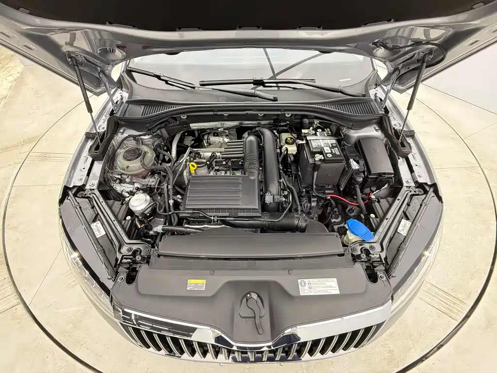 Superb 2023 TSI280 DSG Exclusive Edition купить на сайте DeffCars