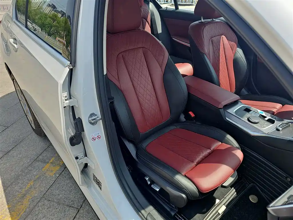 BMW i3 2022 eDrive 35 L купить на сайте DeffCars