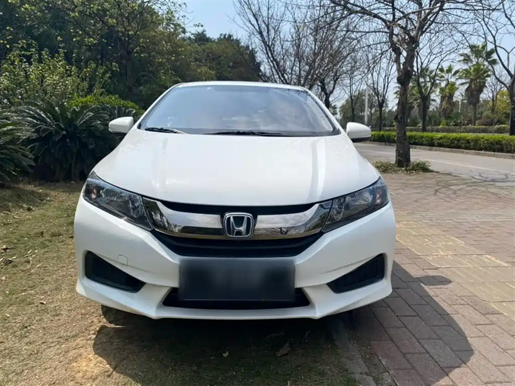 Fengfan 2019 1.5L CVT Comfort Edition купить на сайте DeffCars