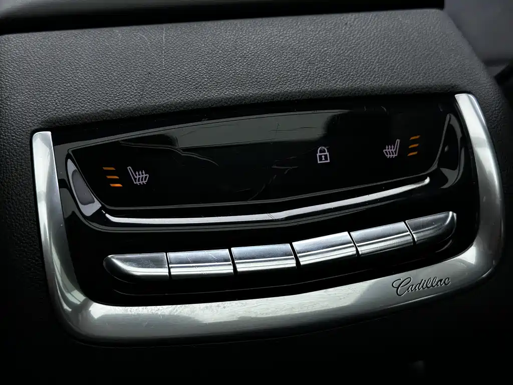 Cadillac XT6 2020 28T six-seat four-wheel drive platinum sports version купить на сайте DeffCars