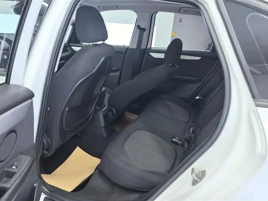 BMW 2 Series Station Wagon 2016 218i Fashion Model купить на сайте DeffCars