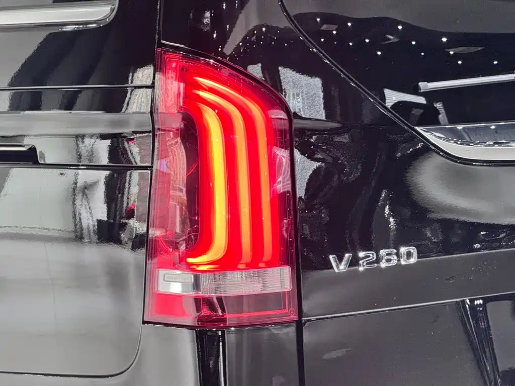 Mercedes-Benz V-Class 2021 V 260 Premium Edition купить на сайте DeffCars