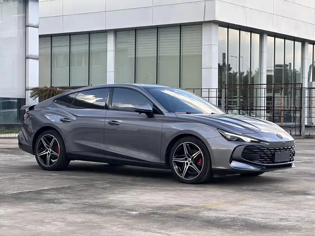 MG7 2025 2.0T Trophy+ Super Sports Edition купить на сайте DeffCars