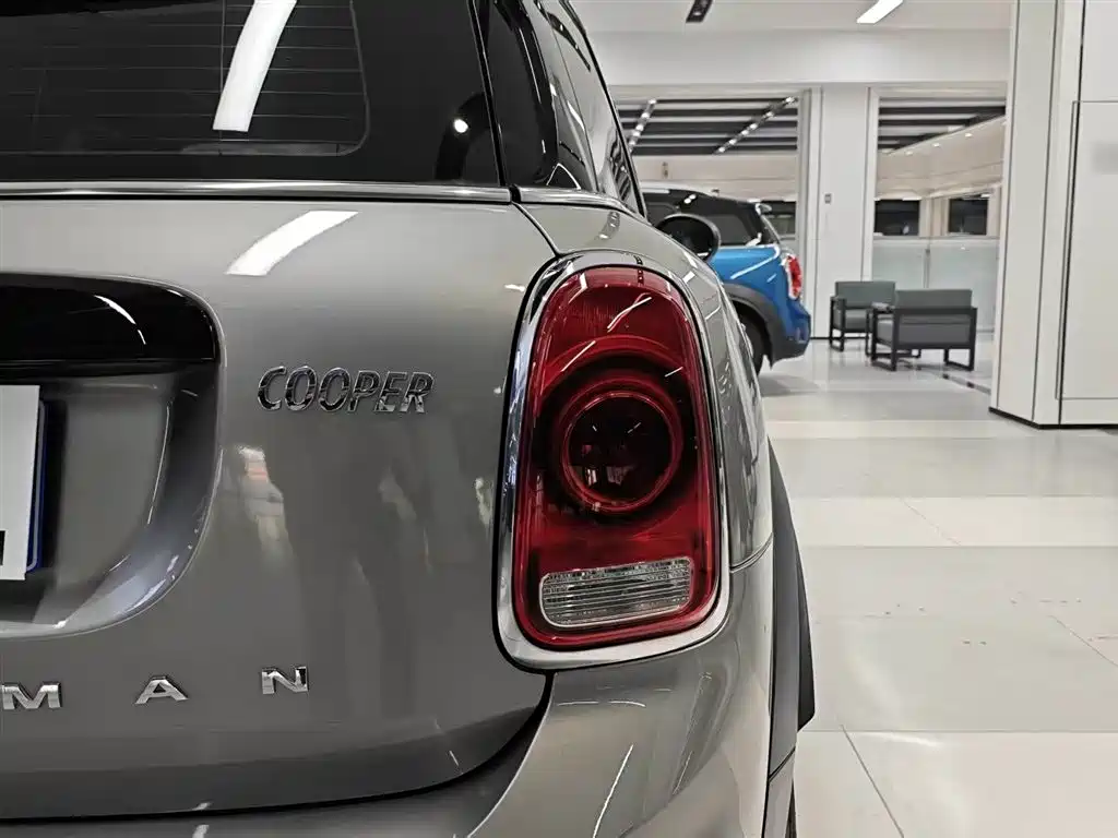 MINI COUNTRYMAN 2018 1.5T COOPER ALL4 Classic купить на сайте DeffCars