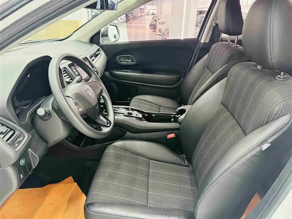 Binzhi 2017 1.8L CVT two-wheel drive Pioneer type купить на сайте DeffCars