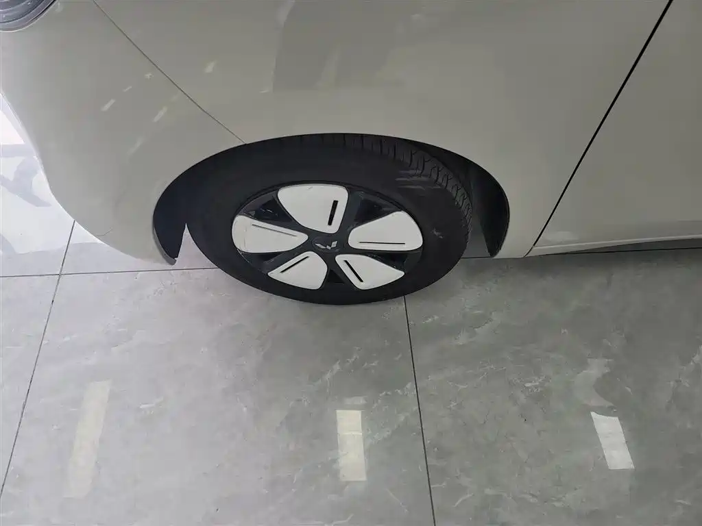 Hongguang MINIEV 2025 fourth generation four-door version advanced model купить на сайте DeffCars