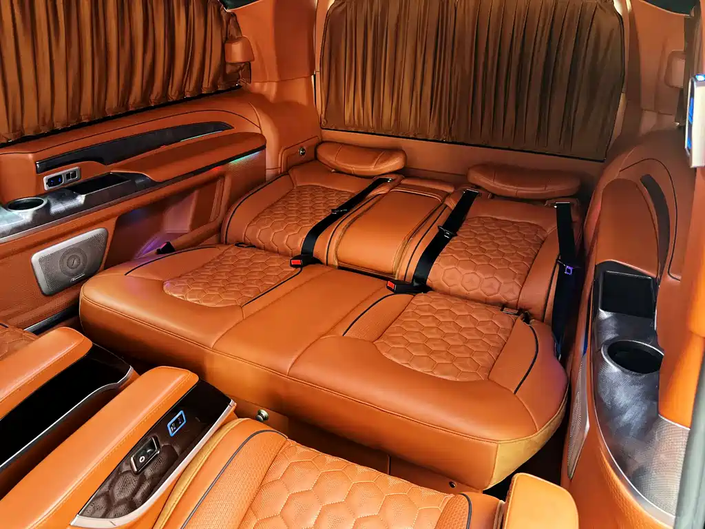 Vito 2021 2.0T Business Edition 7 seats купить на сайте DeffCars