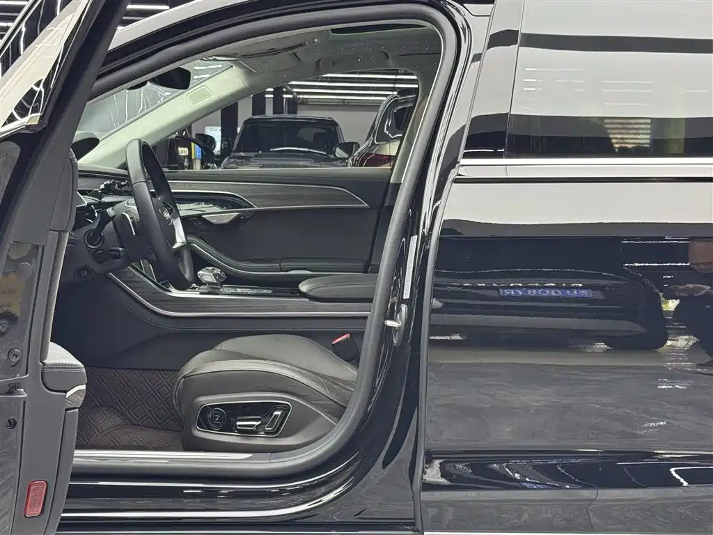 Audi A8 2023 A8L 55 TFSI quattro flagship model купить на сайте DeffCars