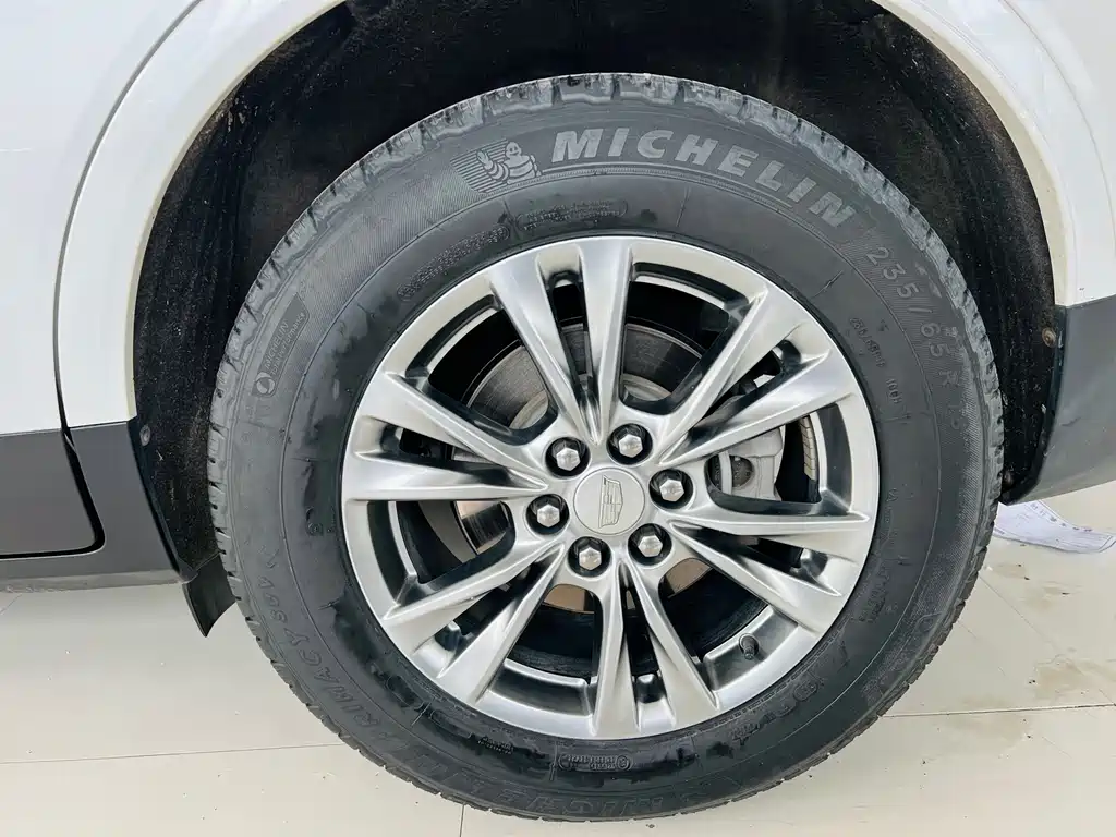 Cadillac XT5 2020 28T luxury model купить на сайте DeffCars
