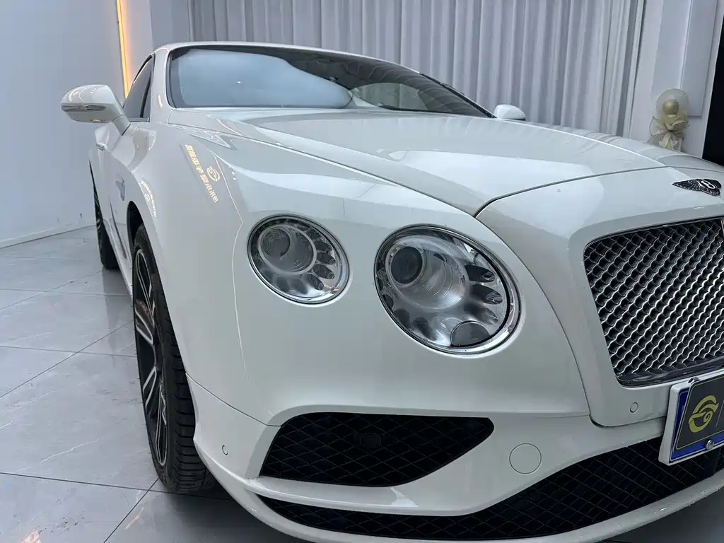 Continental 2017 4.0T GT V8 Standard Edition купить на сайте DeffCars