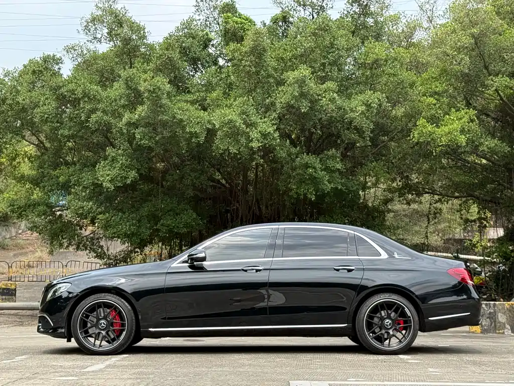 Mercedes-Benz E-Class 2018 E 300 L Luxury Model купить на сайте DeffCars