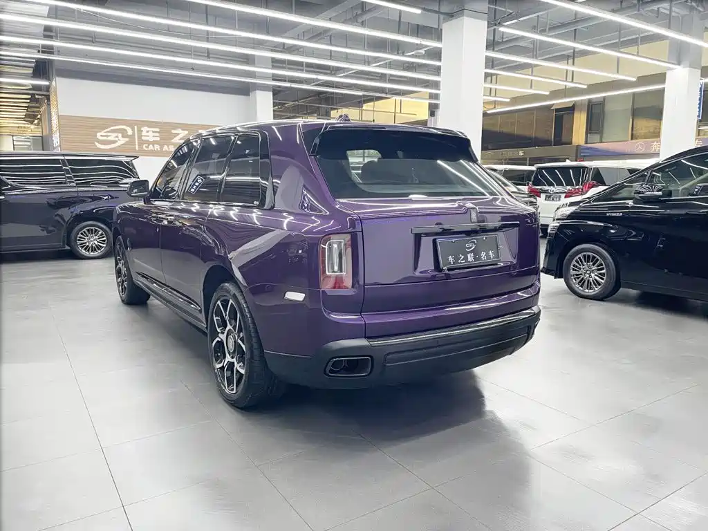Cullinan 2024 Black Badge купить на сайте DeffCars